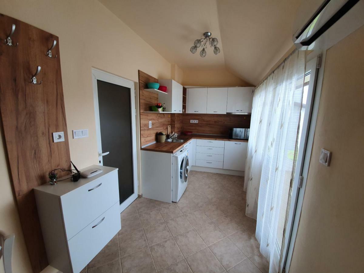 Ferienwohnung Tersus Warna Exterior foto